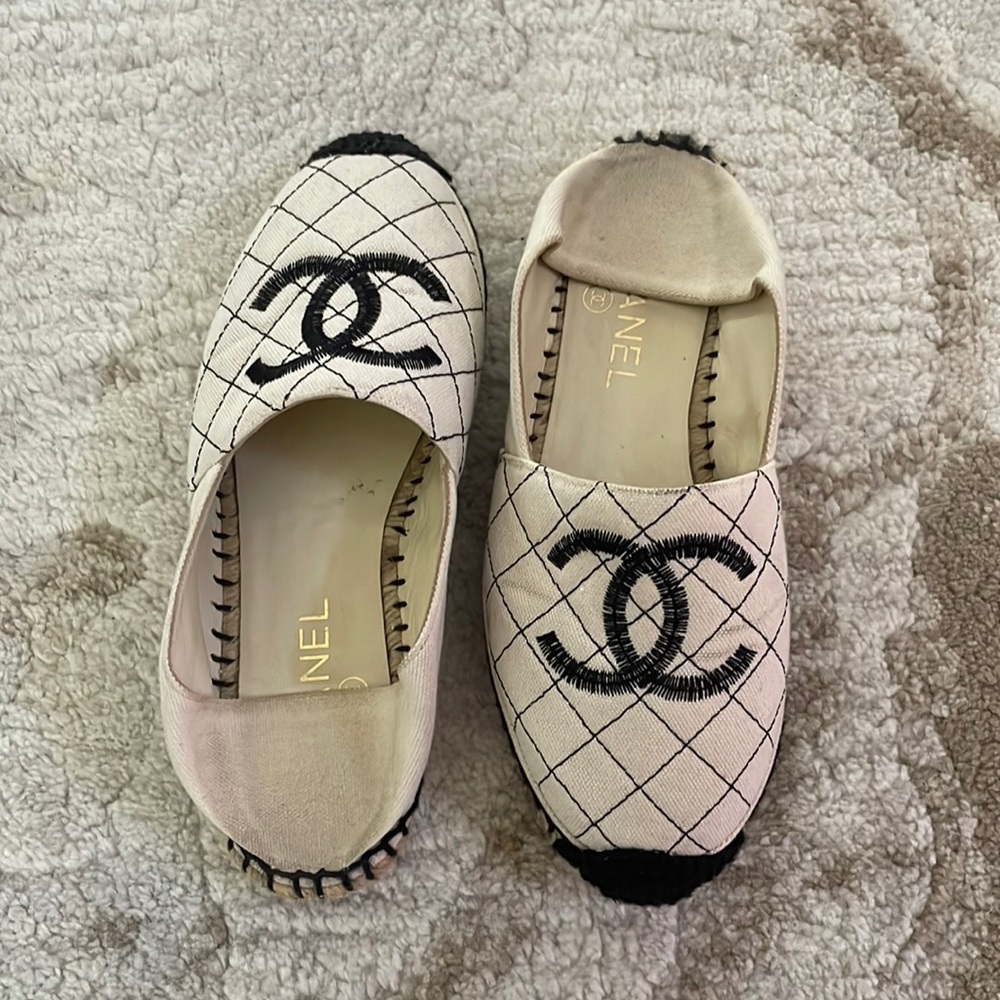 Chanel shoes size 36